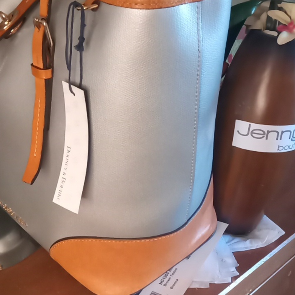 Dooney & Bourke Women’s White and Tan Leather Tote - Picture 5 of 16